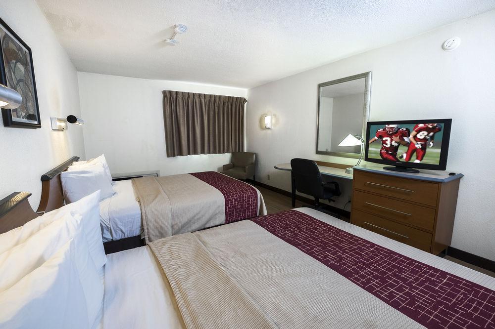 Red Roof Inn Plus+ South Deerfield - Amherst Eksteriør billede