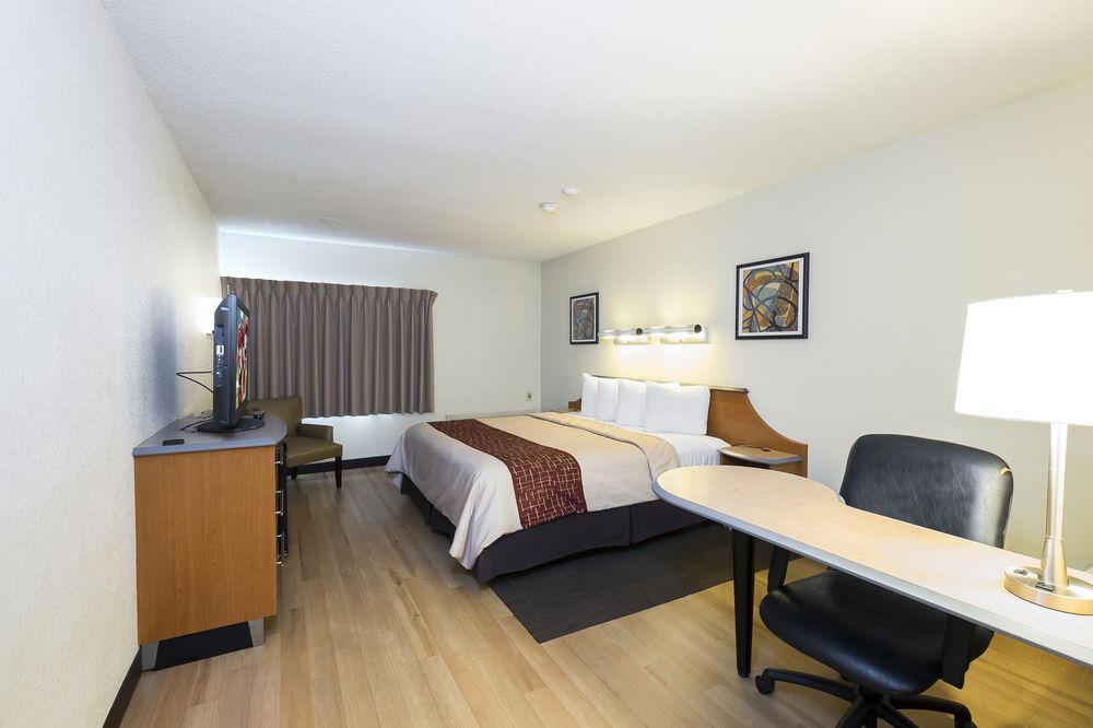 Red Roof Inn Plus+ South Deerfield - Amherst Eksteriør billede
